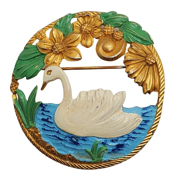 White Swan Brooch Round Floral Gold Tone Enameled Pin Vintage Estate Jewelry - Picture 1 of 6